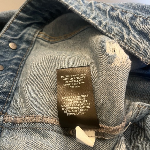 BLANKNYC Women's Collar Long Sleeves Distress Medium Wash Jean Jacket Size XS - Picture 12 of 13